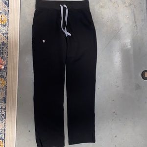 Figs black straight leg XS scrubs pants